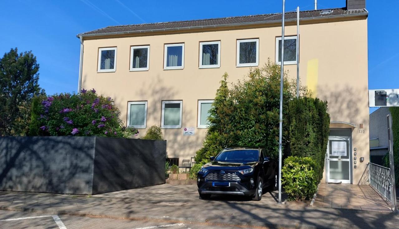Spacious House Düsseldorf Extérieur photo