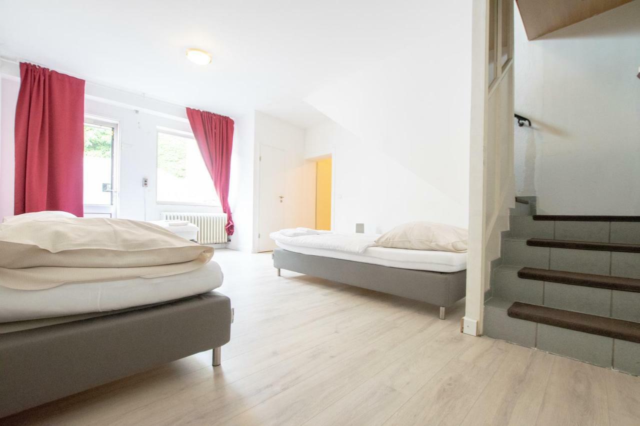 Spacious House Düsseldorf Extérieur photo
